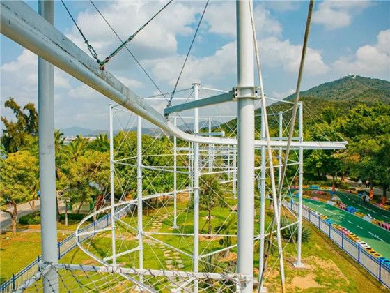 Materiales para fabricar montaña rusa de tirolesa